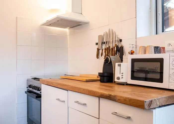 La Berge Du Clain - Joli A * Poitiers